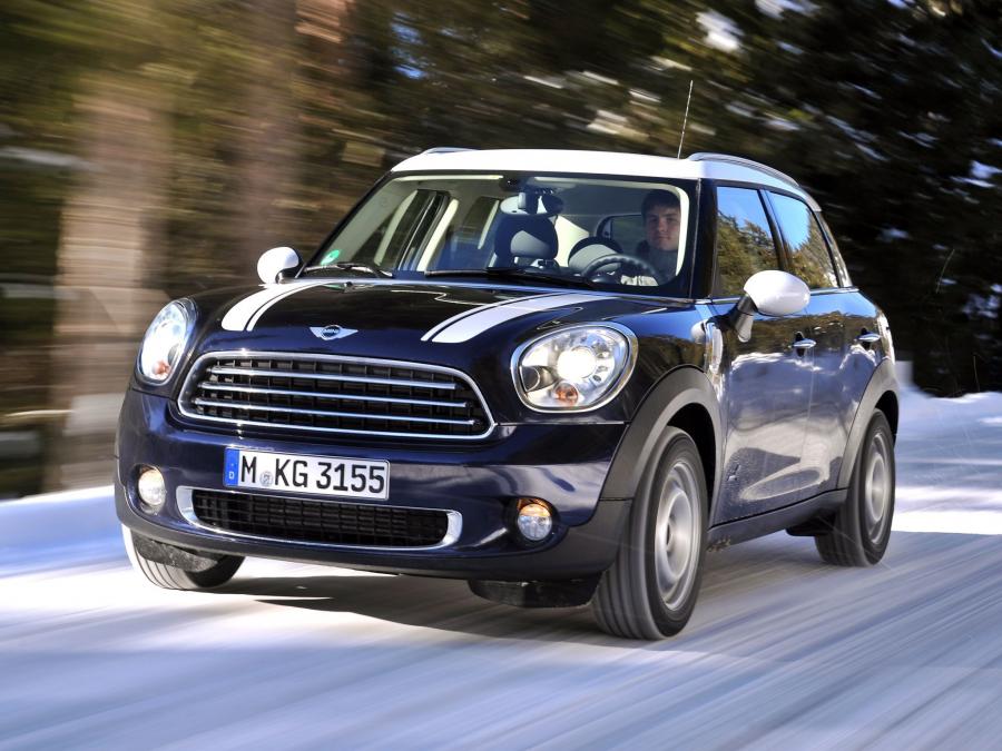  Mini Cooper Countryman D All4 2010 года  (фото 3 из 18)